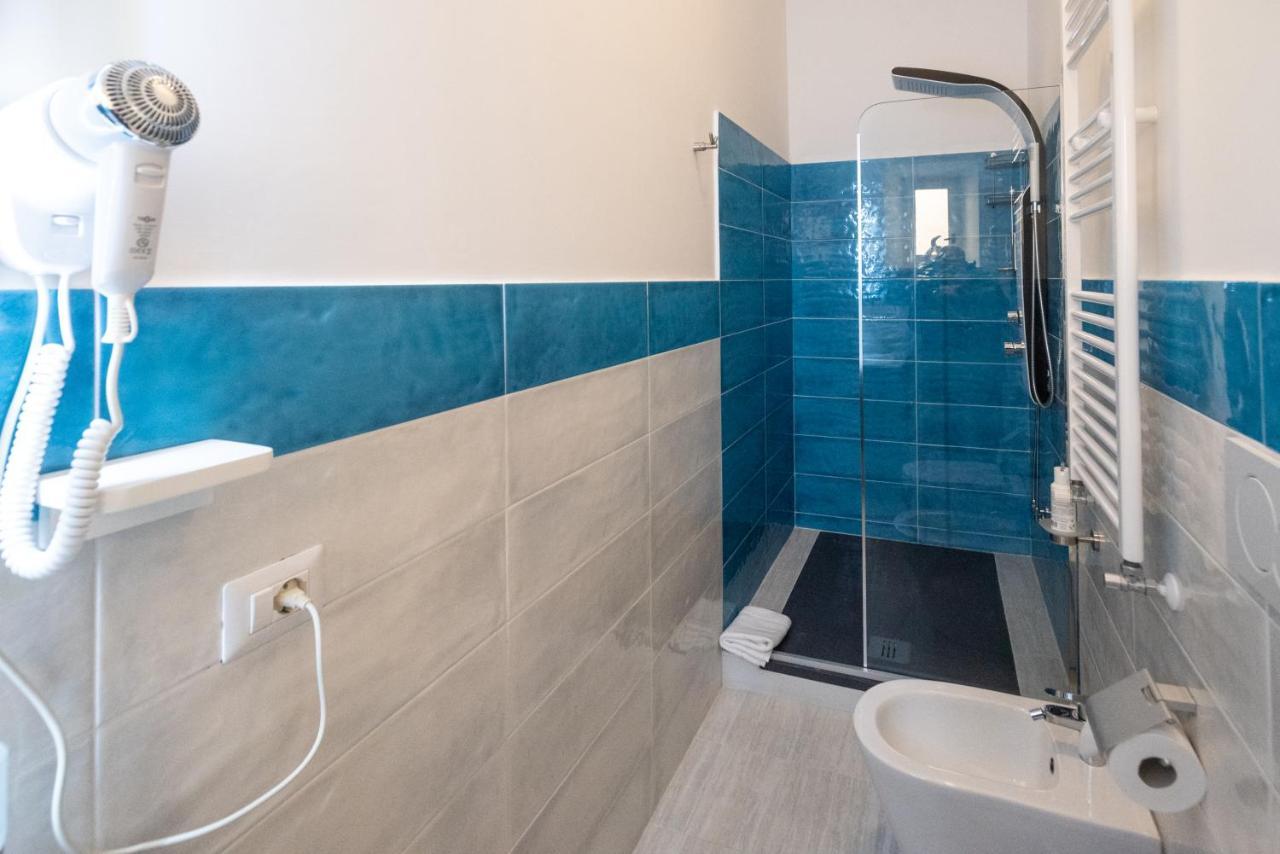 Room With Independent Entrance - Termini/Aquarium Rom Exterior foto